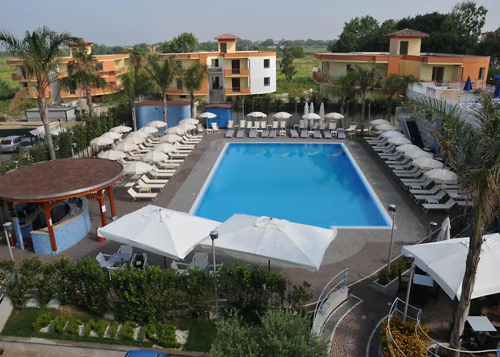 Hotel Premiere Pool & Resort